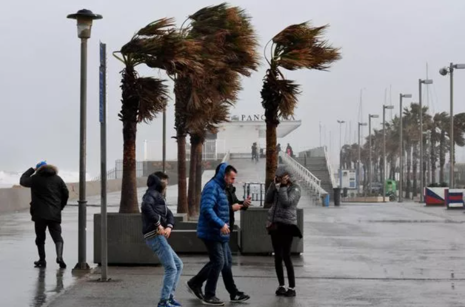 تأثيرها على المغرب وأوروبا , Une nouvelle tempête, Nuria,